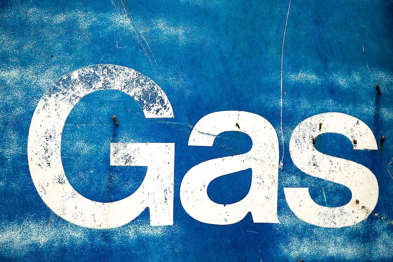 Gas Schriftzug